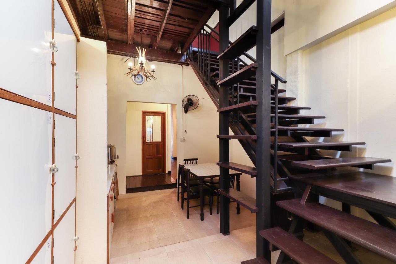 My Space Hostel Чиангмай Экстерьер фото